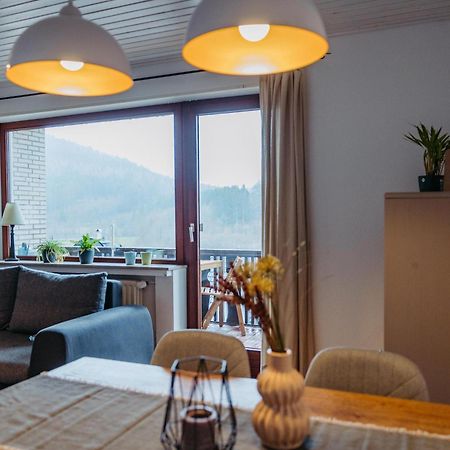 Ferienwohnung Mit Seeblick — Sport Und Erholung Winterberg Esterno foto
