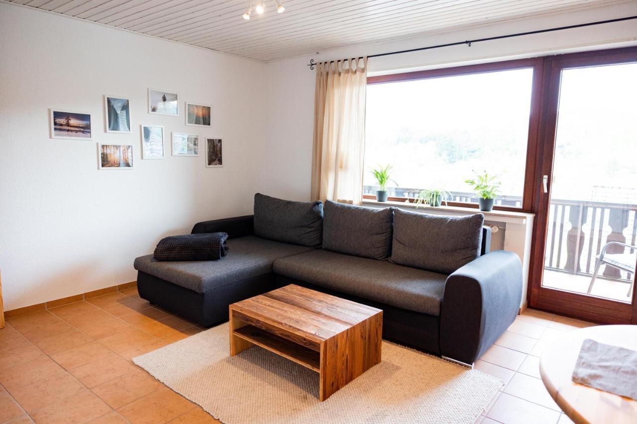 Ferienwohnung Mit Seeblick — Sport Und Erholung Winterberg Esterno foto