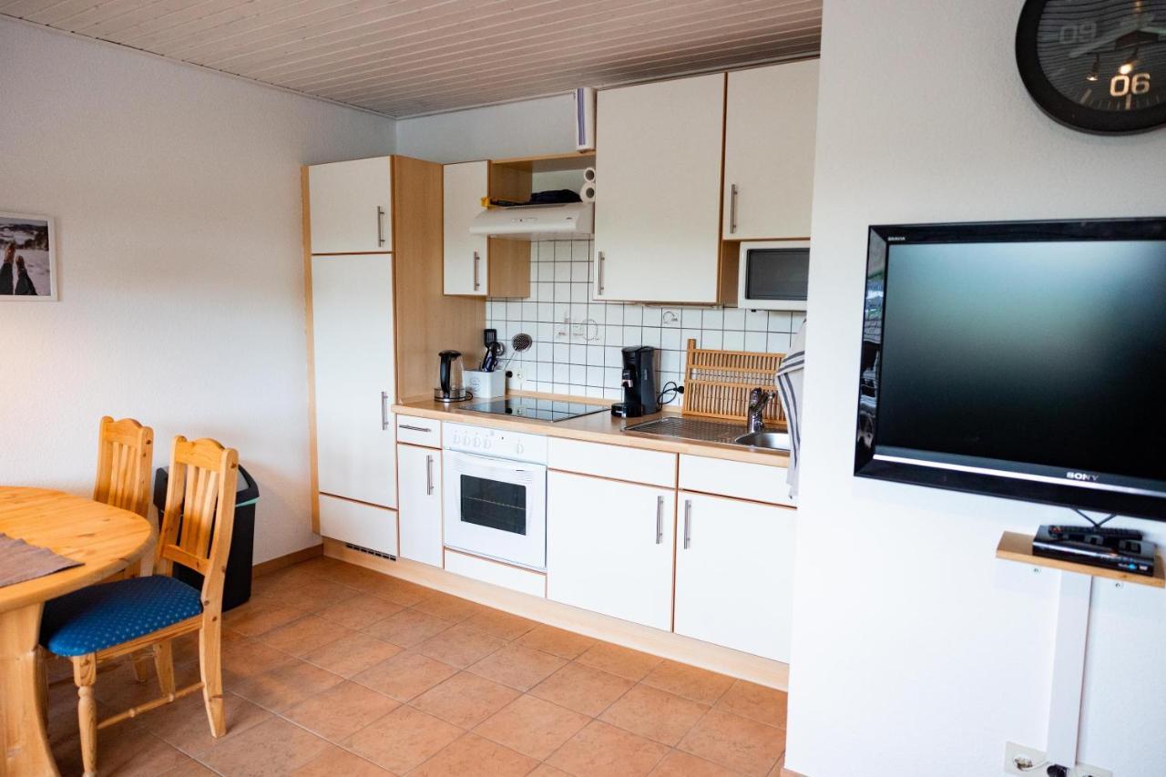 Ferienwohnung Mit Seeblick — Sport Und Erholung Winterberg Esterno foto