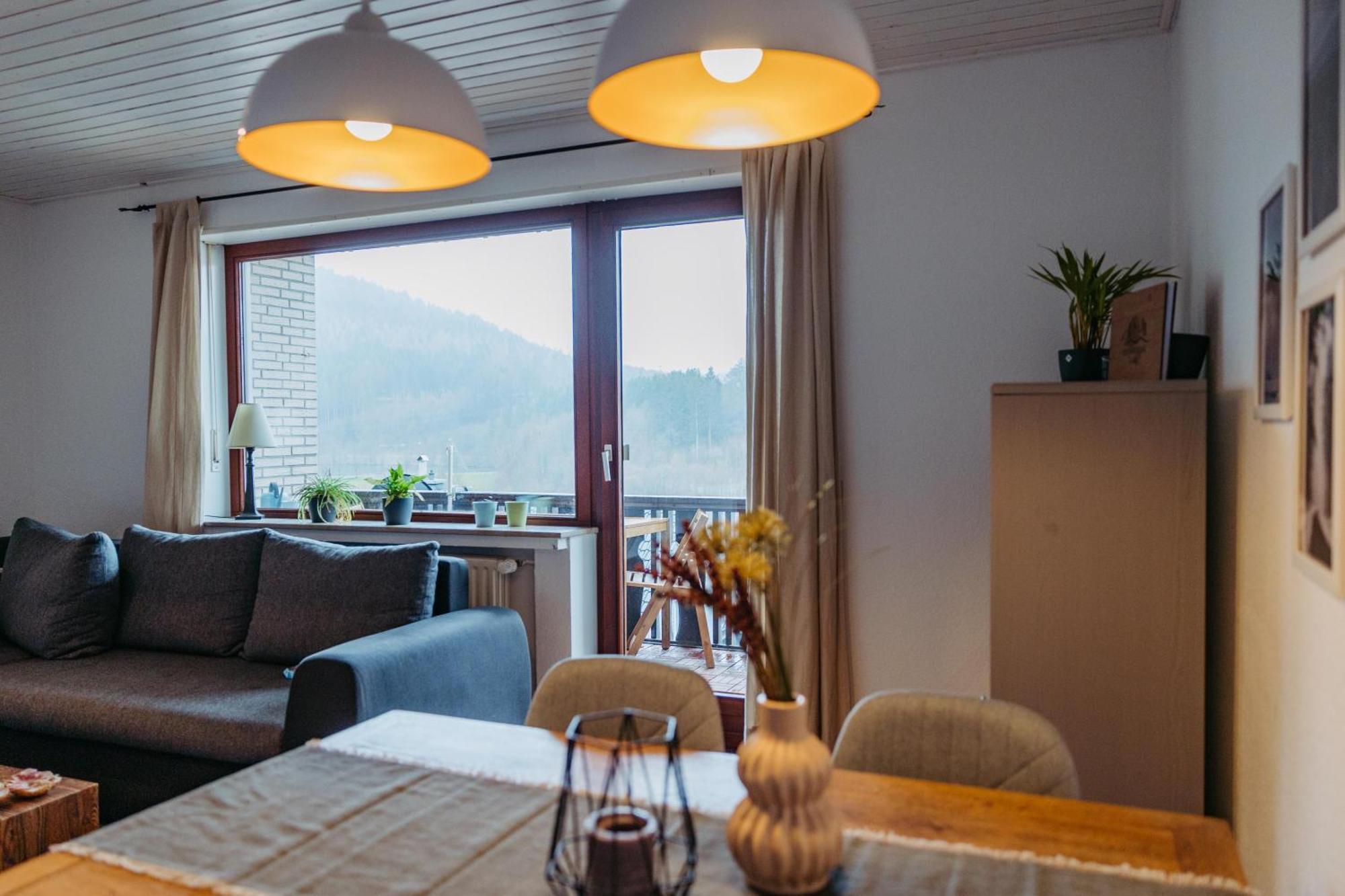 Ferienwohnung Mit Seeblick — Sport Und Erholung Winterberg Esterno foto