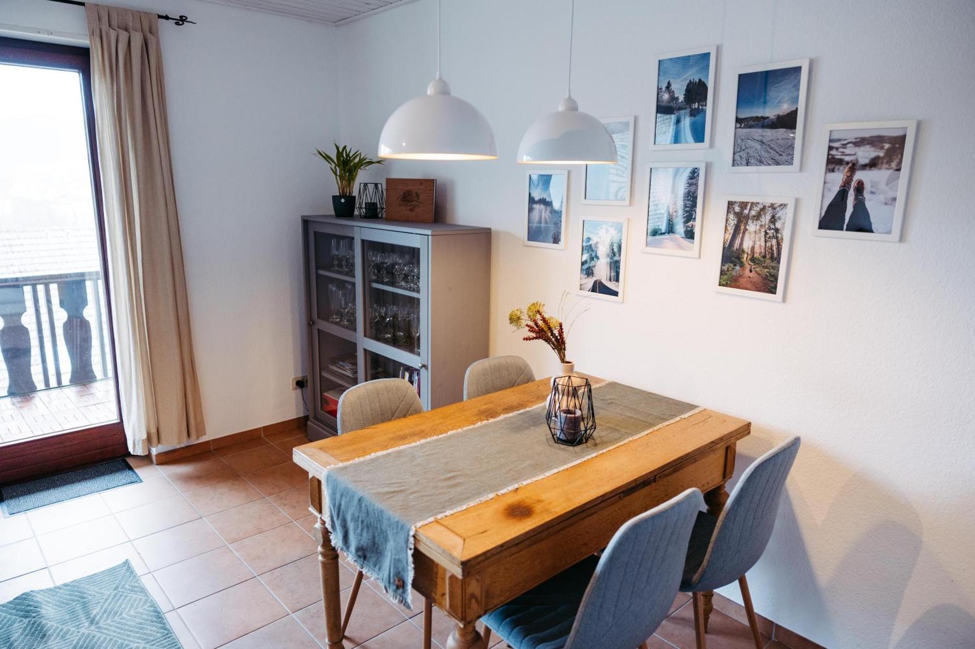 Ferienwohnung Mit Seeblick — Sport Und Erholung Winterberg Esterno foto